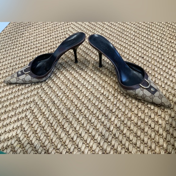Vintage Gucci Mules. Size 10. Very good condition. - Picture 3 of 10